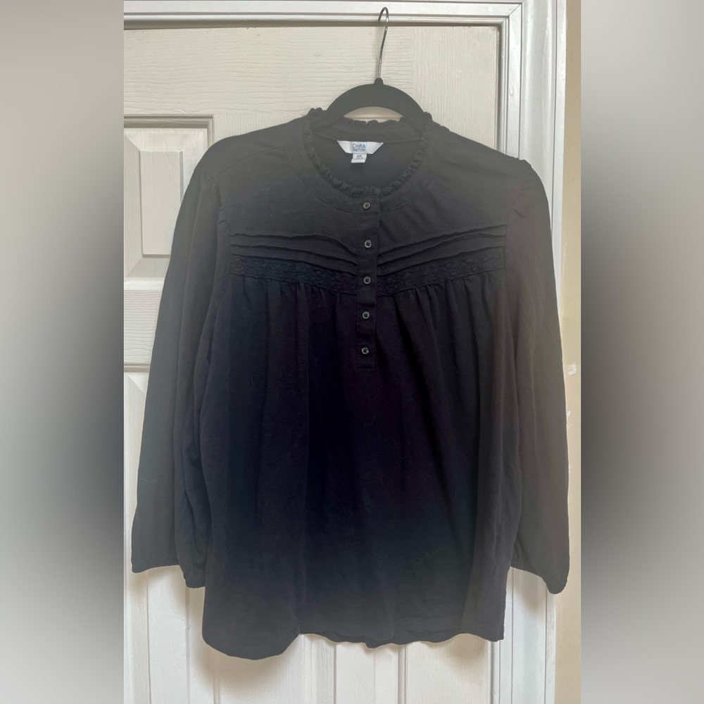 Croft & Barrow black peasant top